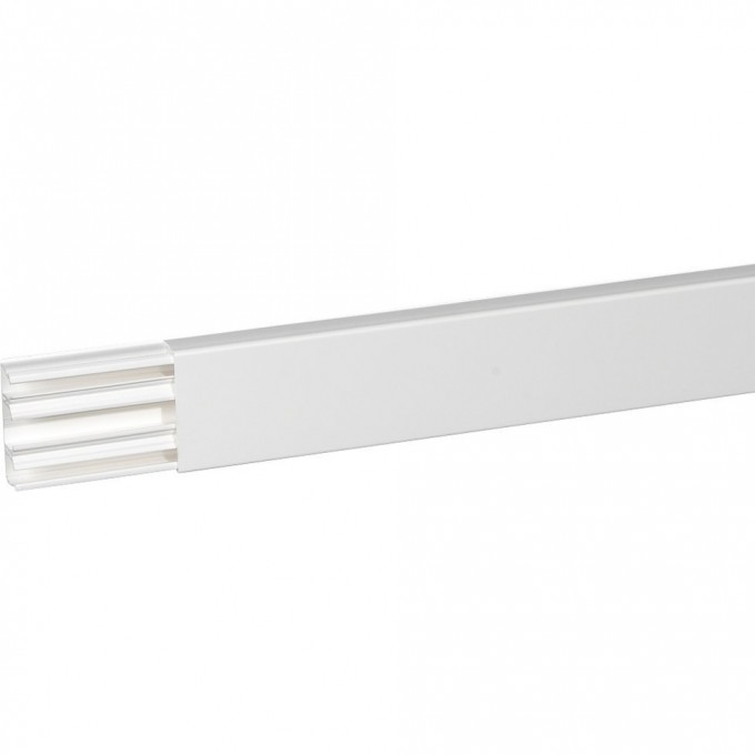 Мини-плинтус LEGRAND DLPlus 60x20 3 секции длина 2,10 м белый 030114