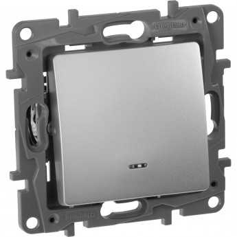 Выключатель LEGRAND Etika одноклавишный с подсветкой/индикацией автоматические клеммы 10 AX 250 В алюминий Выключатель LEGRAND Etika одноклавишный с подсветкой/индикацией автоматические клеммы 10 AX 250 В алюминий