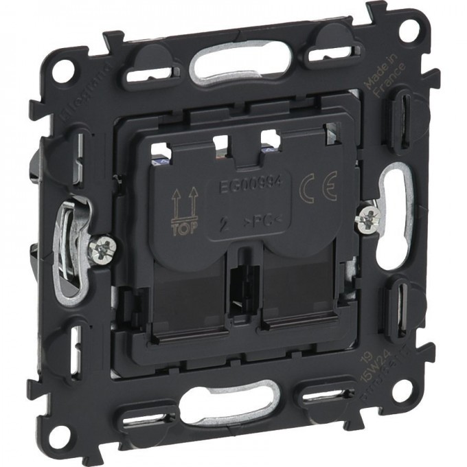 Информационная розетка LEGRAND Valena IN'MATIC двойная RJ45 Кат.6А UTP 753045