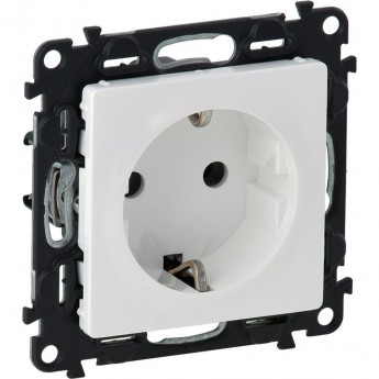 Силовая розетка Valena LIFE 2К+З 16А 250В с лицевой панелью безвинтовые зажимы белый