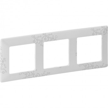 Рамка LEGRAND Valena LIFE "Эл Грей", 3-постовая универсальная, белый Рамка LEGRAND Valena LIFE "Эл Грей", 3-постовая универсальная, белый
