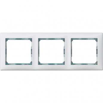 Рамка LEGRAND Valena 3 поста белый/кристалл Рамка LEGRAND Valena 3 поста белый/кристалл