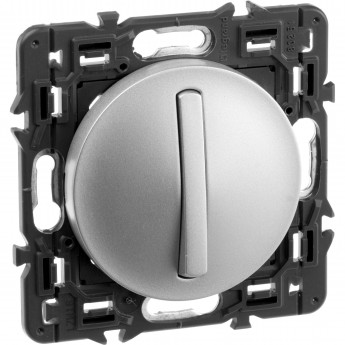 Выключатель LEGRAND Celiane 1-полюсный с тонкой клавишей титан Выключатель LEGRAND Celiane 1-полюсный с тонкой клавишей титан