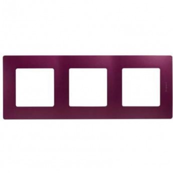 Рамка LEGRAND Etika 3 поста сливовый Рамка LEGRAND Etika 3 поста сливовый